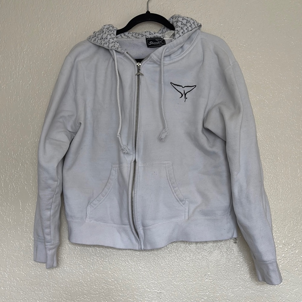 Shamu White Zip-Up Hoodie Jacket with Soft Fleece Material